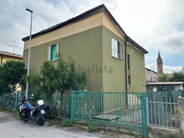 Appartamento in vendita a Anguillara Veneta, Veneto