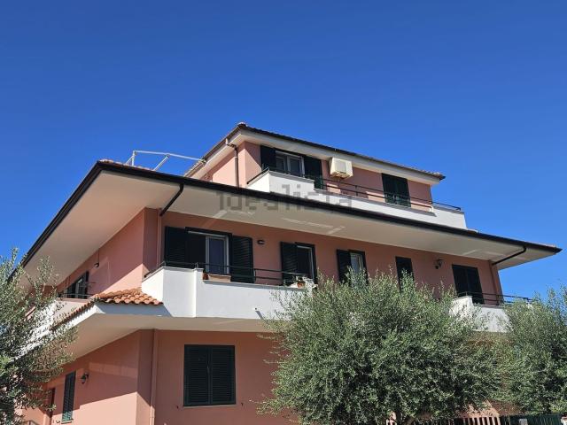 Appartamento in vendita a Calabria, Cosenza