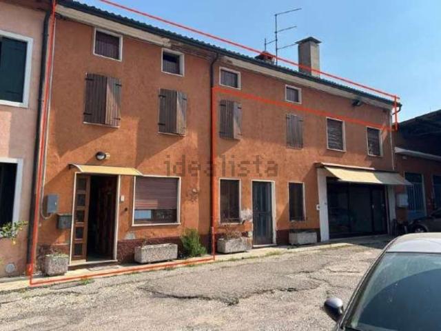 Appartamento in vendita a Vestenanova, Veneto