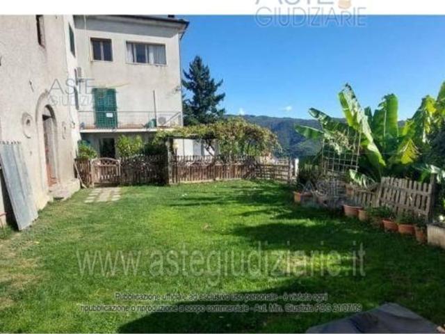 Appartamento in vendita a Massa e Cozzile, Marliana