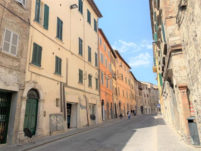 Appartamento in vendita a Sant'Erminio, Cenerente
