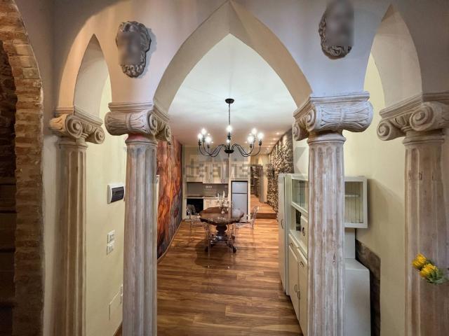 Appartamento in vendita a Cortona, Toscana