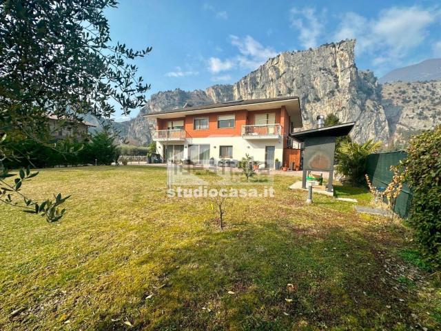 Appartamento in vendita a Comunità Alto Garda e Ledro, Arco