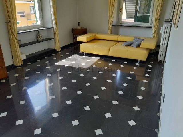 Attico in vendita a Serra Riccò, Genova