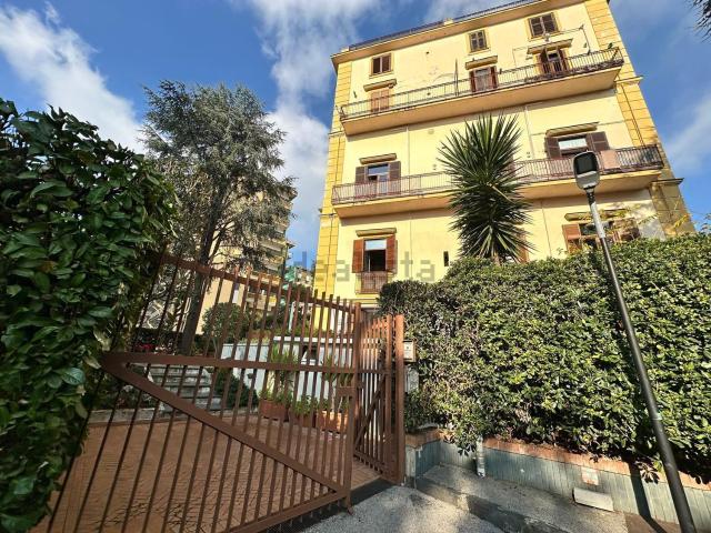 Appartamento in vendita a Municipalità 5, Campania