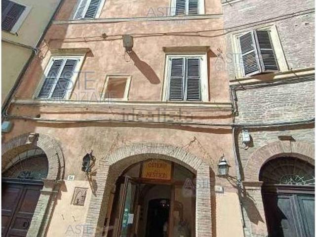 Appartamento in vendita a Centro, Marche