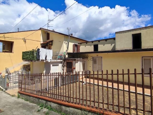Appartamento in vendita a San Leucio Del Sannio, Campania