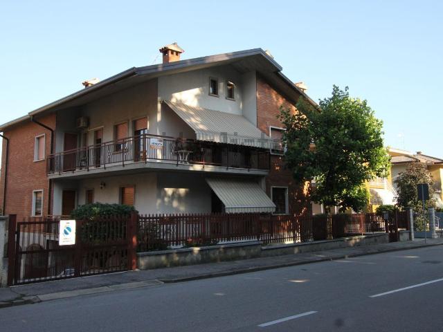 Appartamento in vendita a Nord-Est, Brenzone