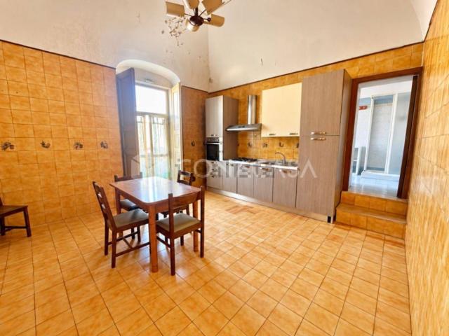 Appartamento in vendita a Terra, Vico del Gargano
