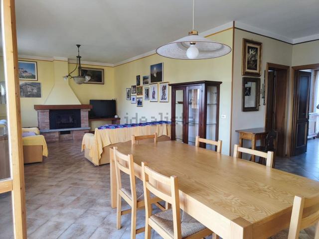 Appartamento in vendita a Colline Matildiche, Re