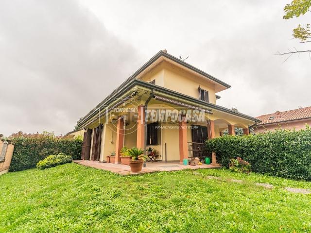 Appartamento in vendita a Cascina Santa Maria Fenino, Cusago