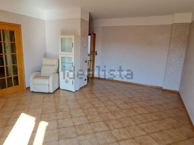 Appartamento in vendita a Vallefoglia, Marche