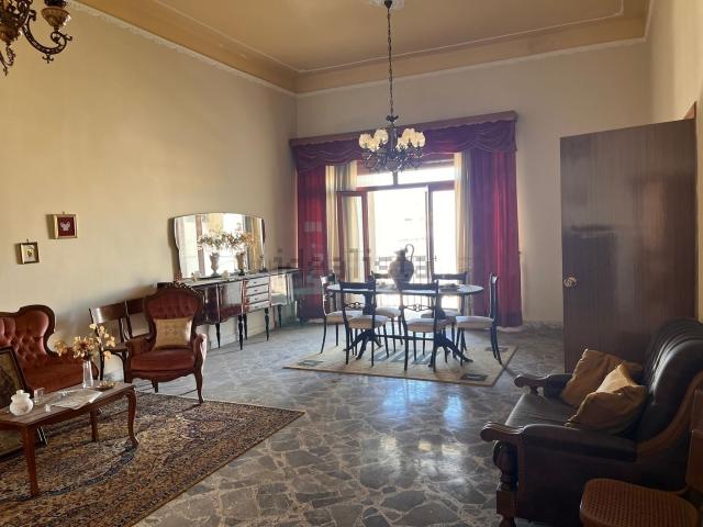 Appartamento in vendita a Puglia, Taranto