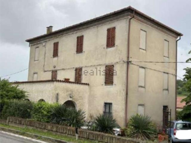 Appartamento in vendita a Contrada Chiarino, Marche