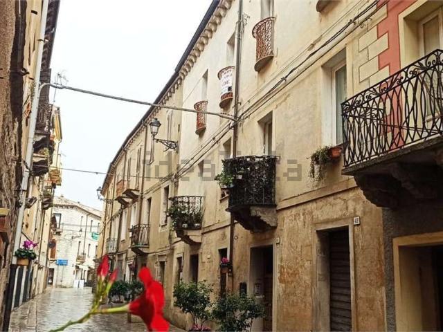 Appartamento in vendita a Tempio Pausania, Sassari