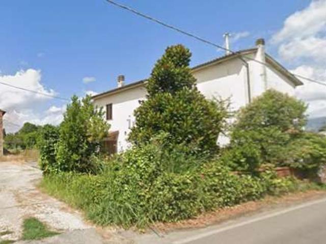 Appartamento in vendita a Chiesina Uzzanese, Toscana