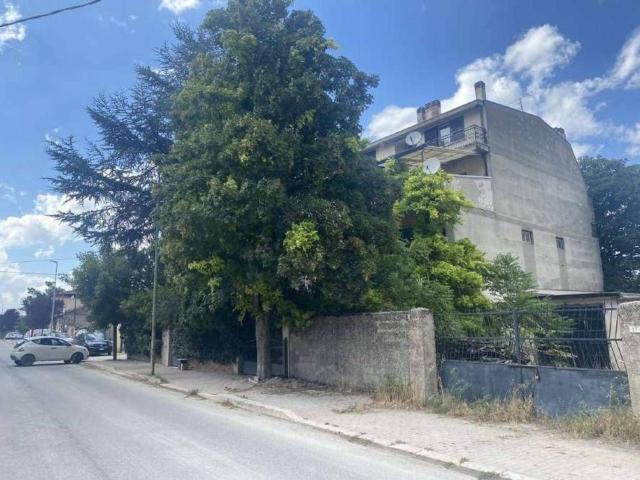 Appartamento in vendita a Trasacco, Abruzzo