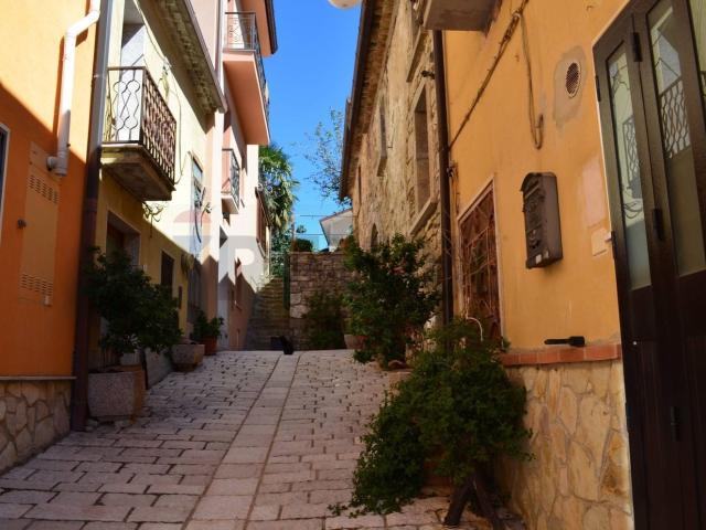 Appartamento in vendita a Castelpagano, Campania