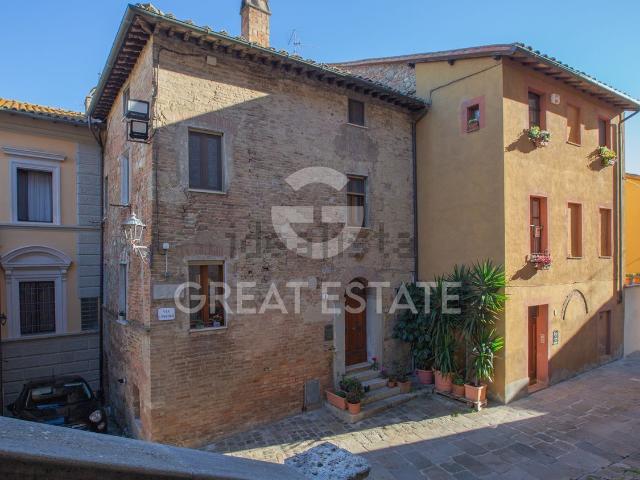 Appartamento in vendita a Chiusi Scalo, Chiusi Città
