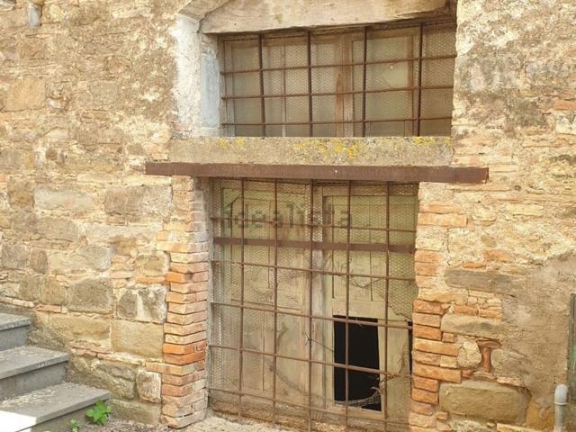 Appartamento in vendita a Baschi, Terni