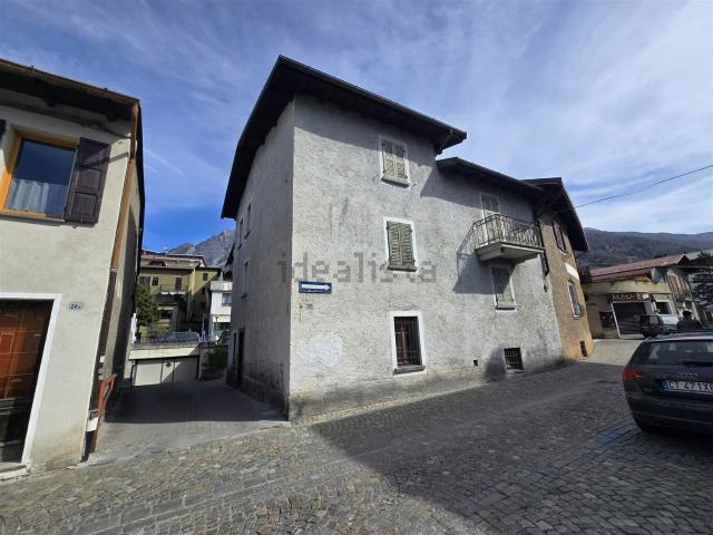 Appartamento in vendita a Dossiglio, Bormio