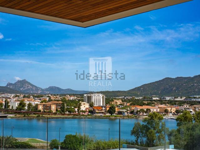 Attico in vendita a Olbia, Sassari