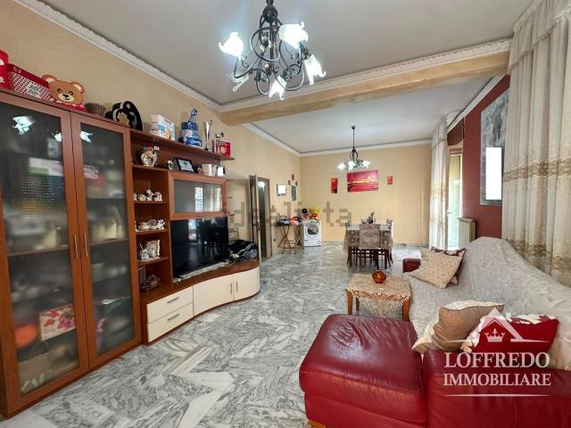 Appartamento in vendita a Acerra, Campania