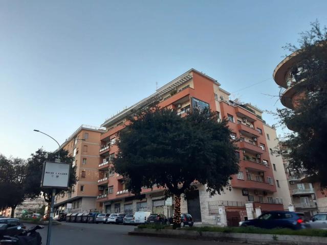 Attico in vendita a Municipio Roma XIII, Roma Capitale