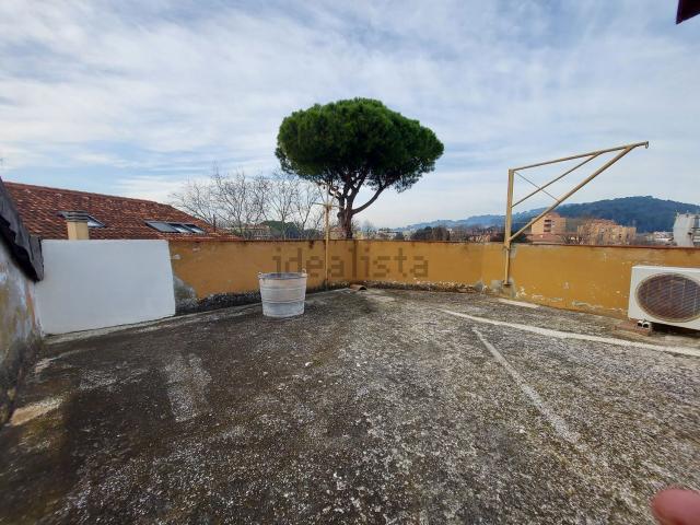 Appartamento in vendita a Centro Storico, Marche