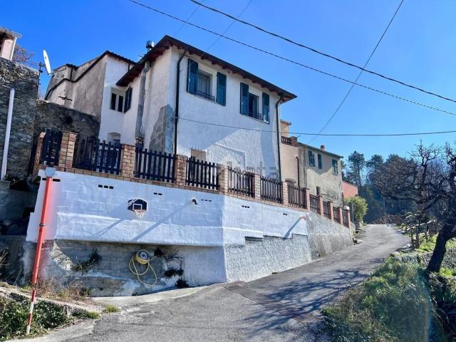 Appartamento in vendita a Calice Ligure, Liguria