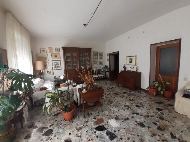 Appartamento in vendita a Genneruxi, Cagliari