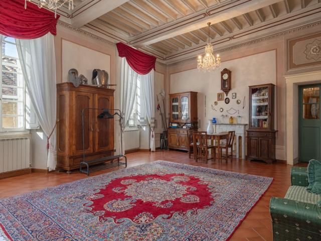 Appartamento in vendita a Cortona, Toscana