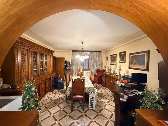 Appartamento in vendita a Uzzano E Castello, Toscana