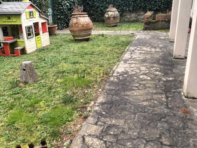 Appartamento in vendita a Vaglia, Toscana
