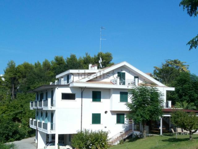 Attico in vendita a Città Sant'angelo, Abruzzo
