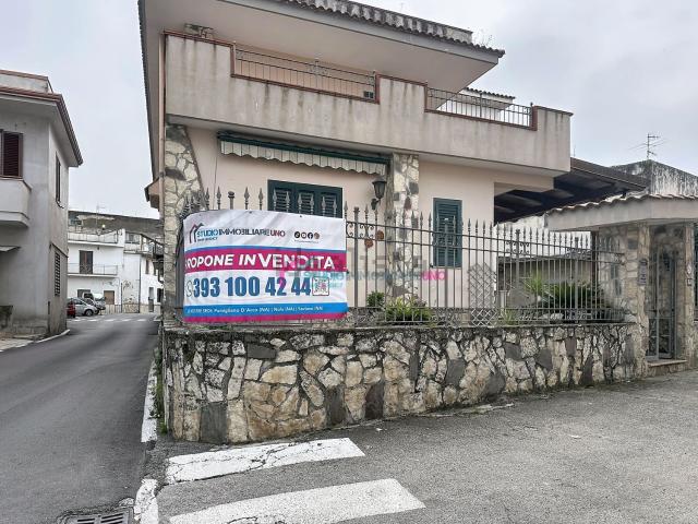Appartamento in vendita a Camposano, Campania