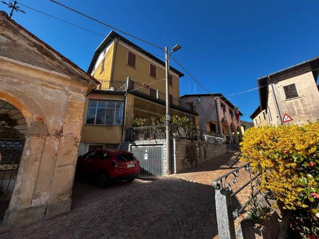 Appartamento in vendita a Comunità Montana del Piambello, Cuasso Al Monte