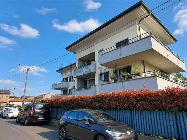 Appartamento in vendita a Cesano Maderno, Cassina Savina