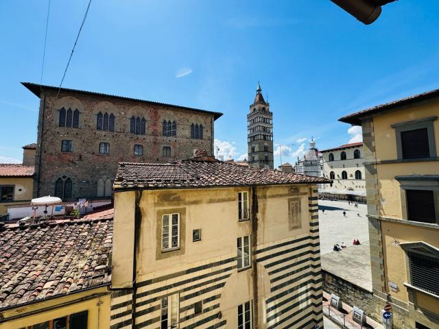 Attico in vendita a Pistoia, Casermette