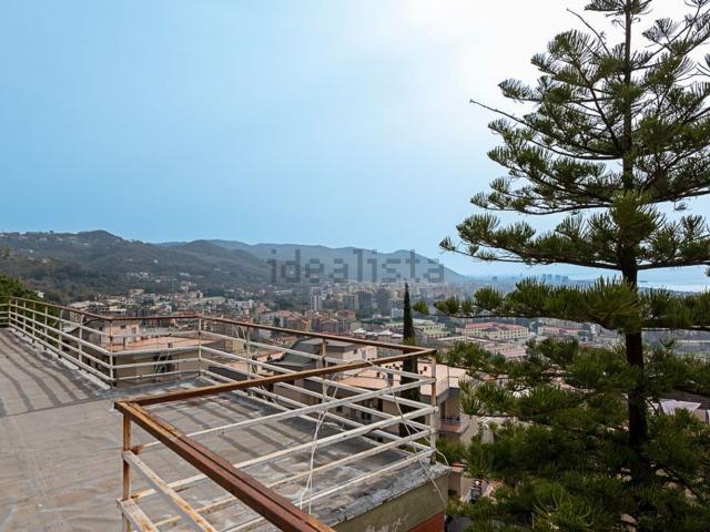 Attico in vendita a Salerno, Campania
