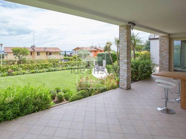 Appartamento in vendita a Padenghe sul Garda, Brescia
