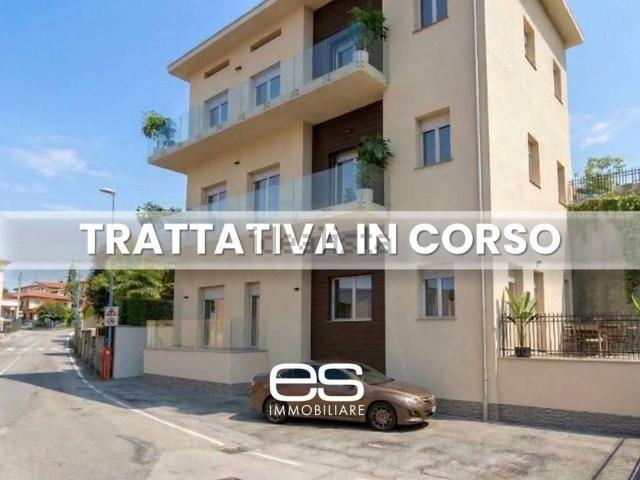 Appartamento in vendita a Veduggio Con Colzano, Lombardia