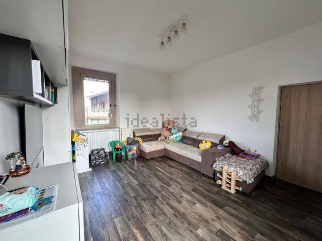 Appartamento in vendita a Beregazzo Con Figliaro, Lombardia