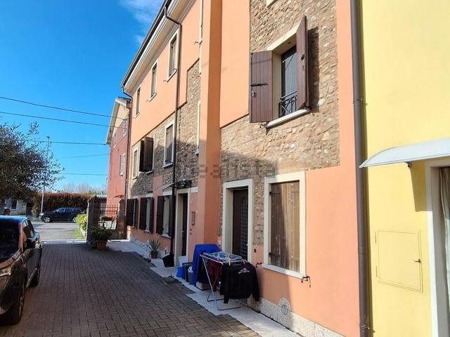 Appartamento in vendita a Villafranca Di Verona, Veneto