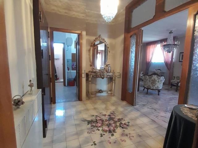 Appartamento in vendita a Isernia centro, Isernia