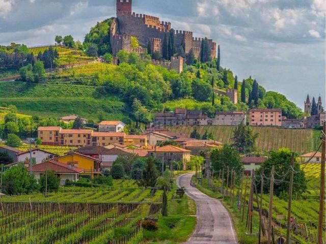Attico in vendita a Soave, Veneto