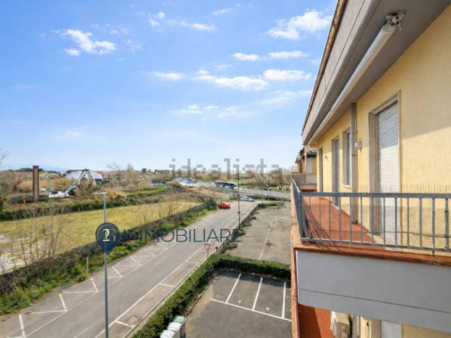 Appartamento in vendita a Tenuta di Marinella, Sarzana
