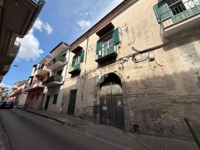 Appartamento in vendita a Casandrino, Campania