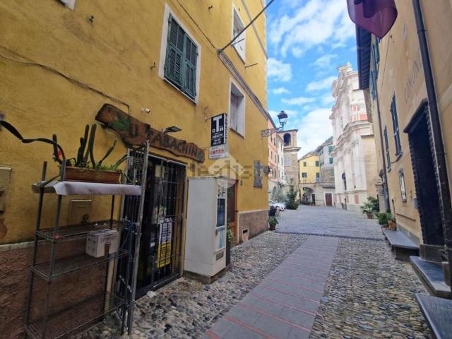 Appartamento in vendita a Badalucco, Liguria