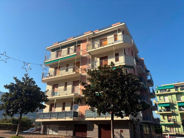 Appartamento in vendita a Borghetto Santo Spirito, Liguria